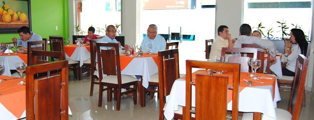 Real Capital Hotel Montería Εξωτερικό φωτογραφία